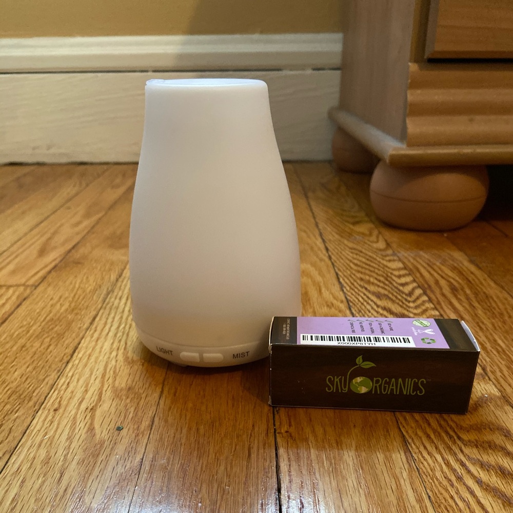 Oil diffuser and lavender oil